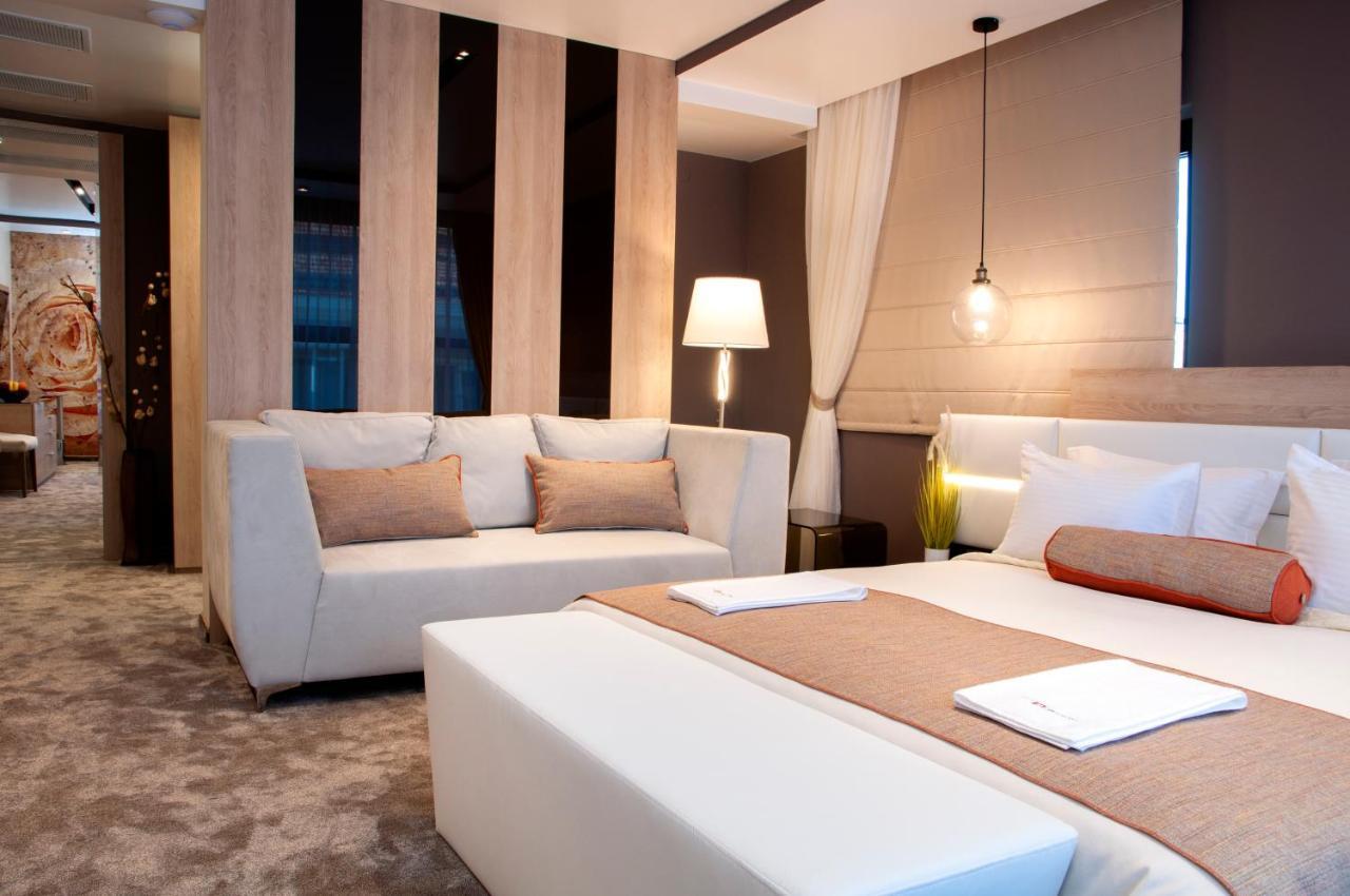 Family Business Club Hotel Shumen