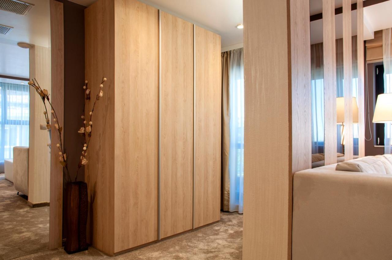 Family Business Club Hotel