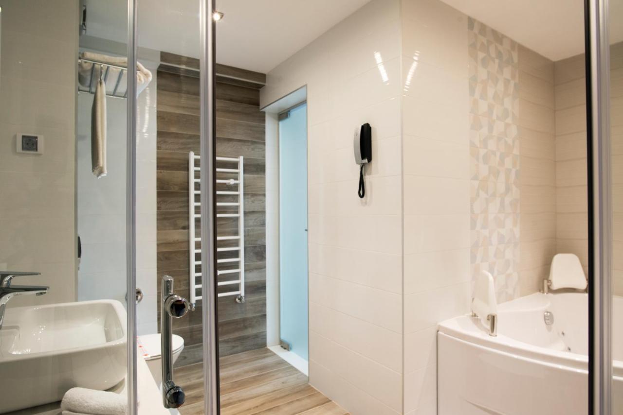 Family Business Club Hotel 3*